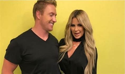 kroy biermann nude|Kim Zolciak Snapchats NSFW Nude Pic of Hubby Kroy。